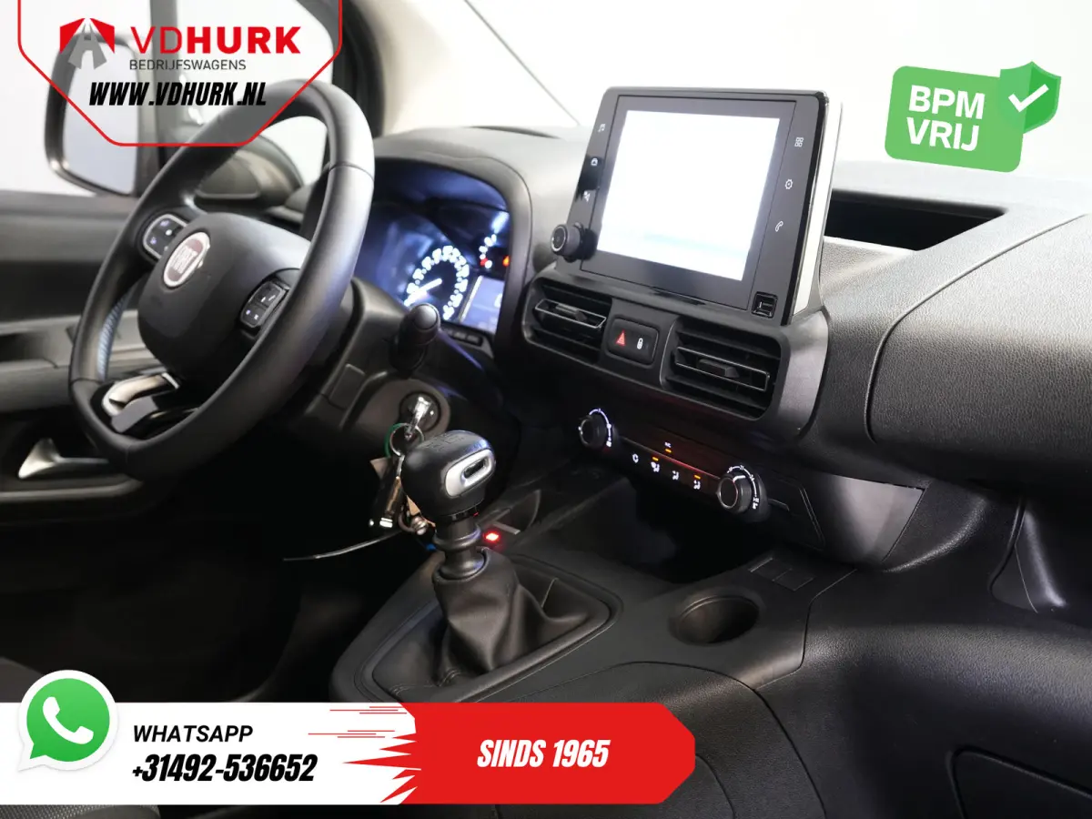 1.5 HDi 100 pk (DEMO) 3 Pers./ CarPlay/ Stoelverw./ Camera/ PDC/ Cruise/ Airco
