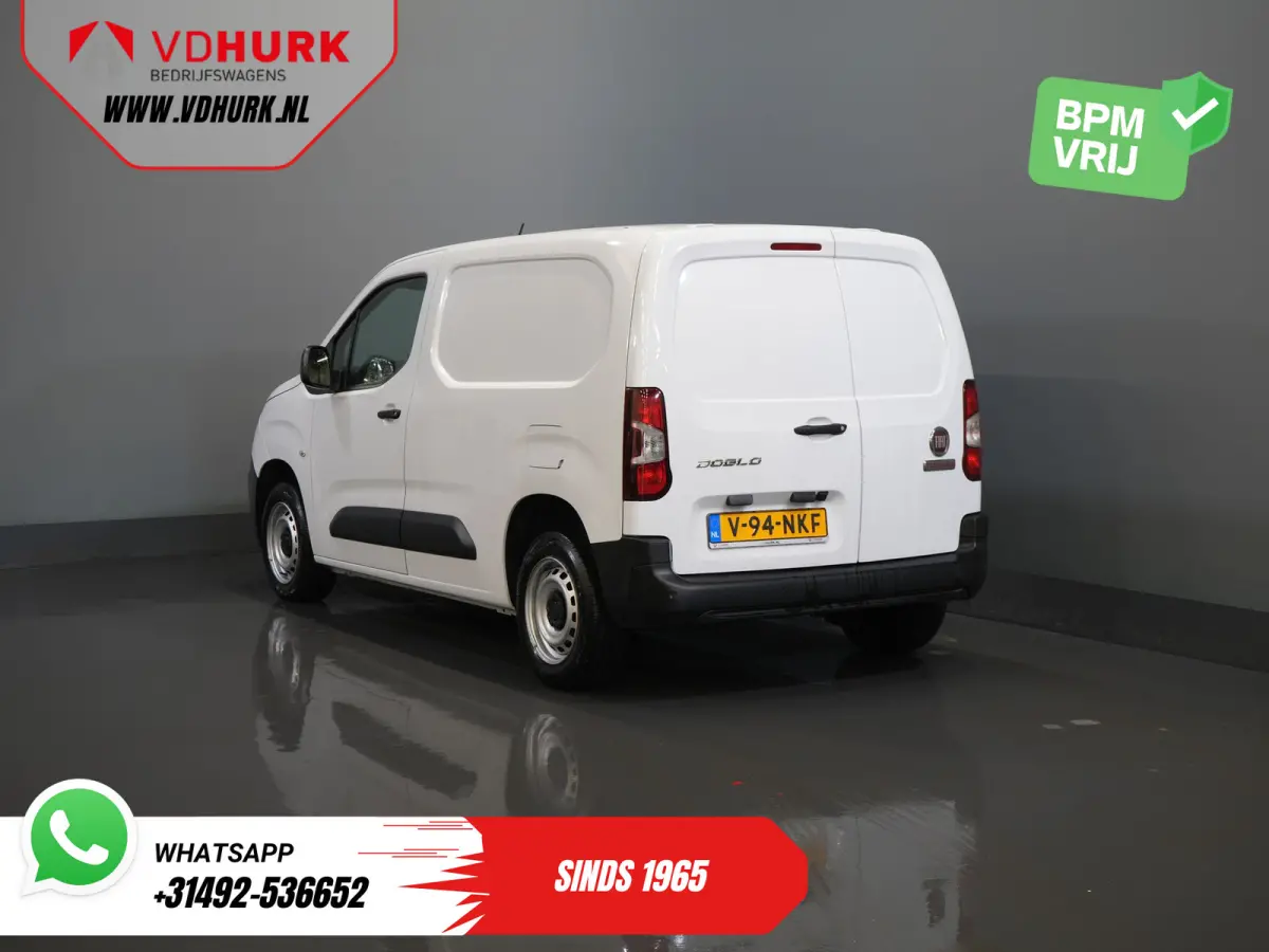1.5 HDi 100 pk (DEMO) 3 Pers./ CarPlay/ Stoelverw./ Camera/ PDC/ Cruise/ Airco