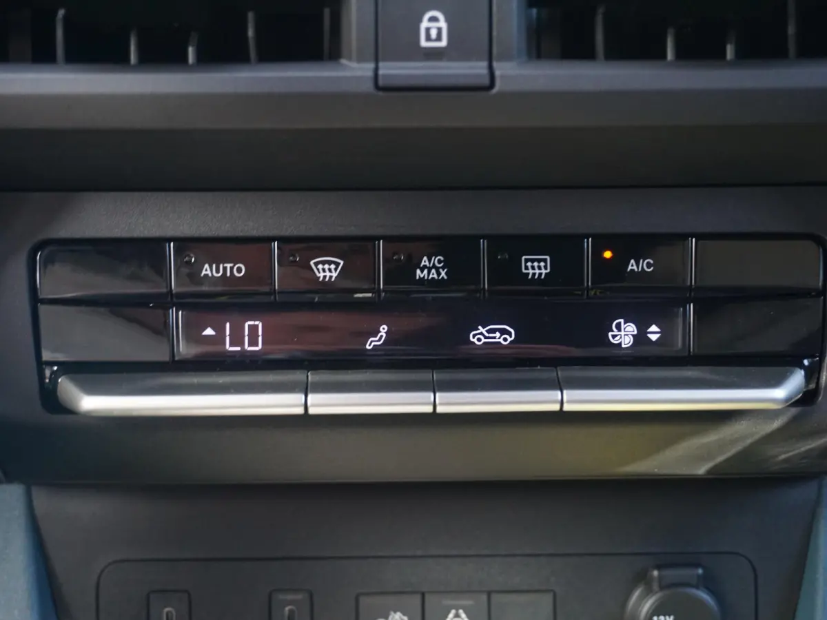 La Prima 7,4 kW 44 kWh | Uit voorraad leverbaar | Clima | Cruise | Camera | Apple Carplay | 17" | Navi