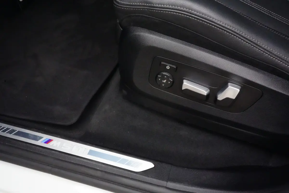 M50i M Sport High Executive 531pk Panoramadak/360Camera/Maxton