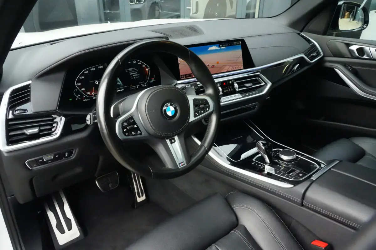 M50i M Sport High Executive 531pk Panoramadak/360Camera/Maxton