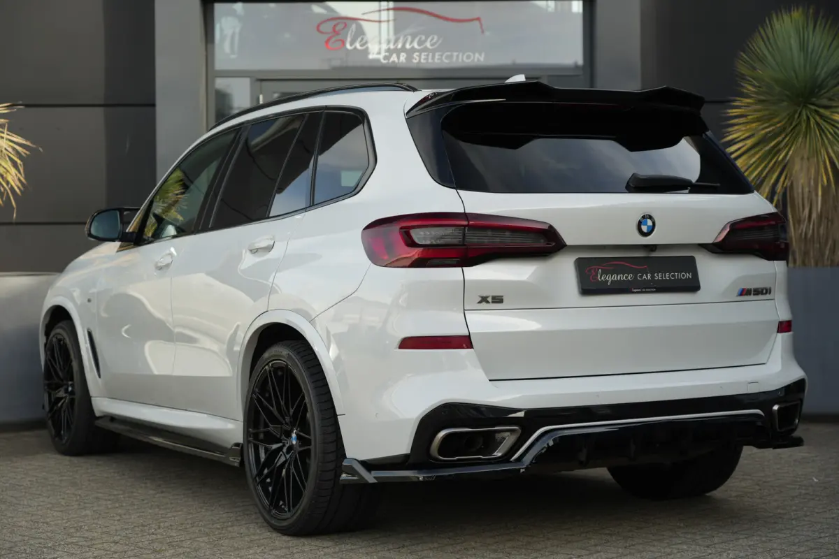 M50i M Sport High Executive 531pk Panoramadak/360Camera/Maxton