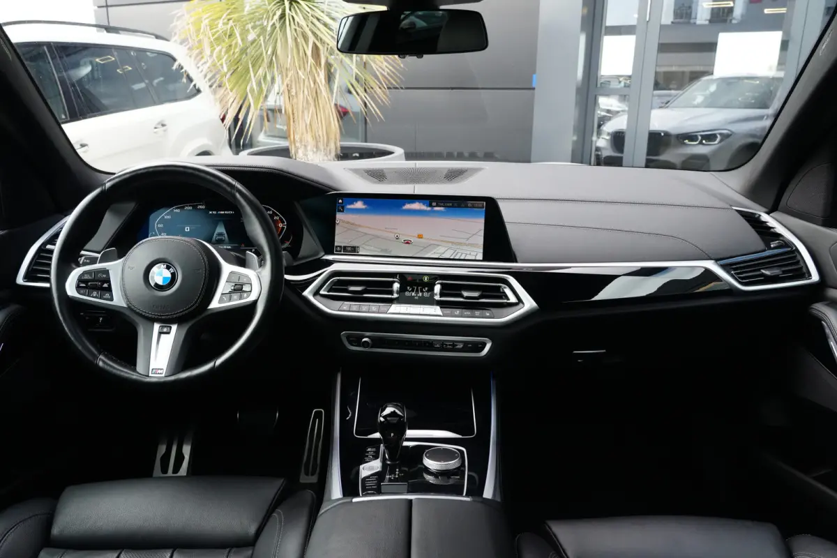 M50i M Sport High Executive 531pk Panoramadak/360Camera/Maxton