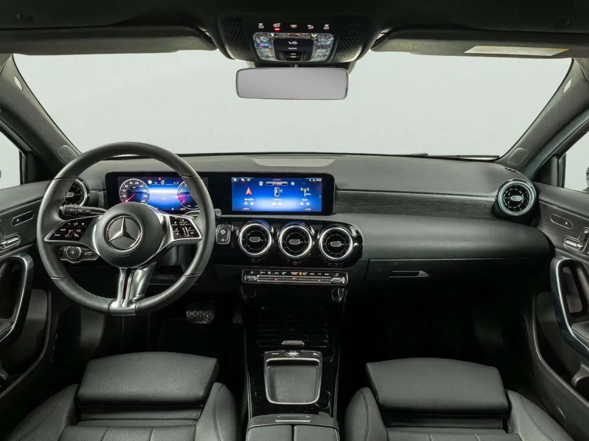 Hatchback 180 Business Solution Luxury Panorama dak