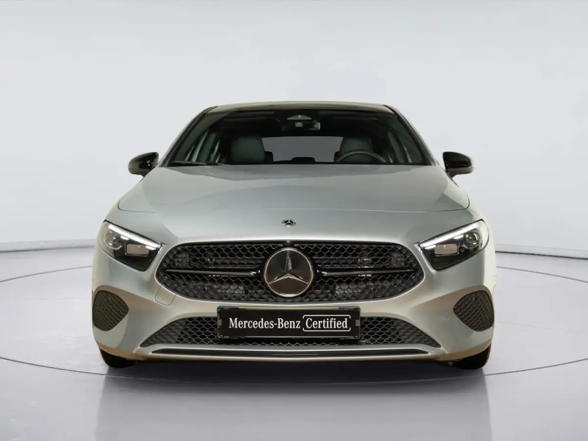 Hatchback 180 Business Solution Luxury Panorama dak
