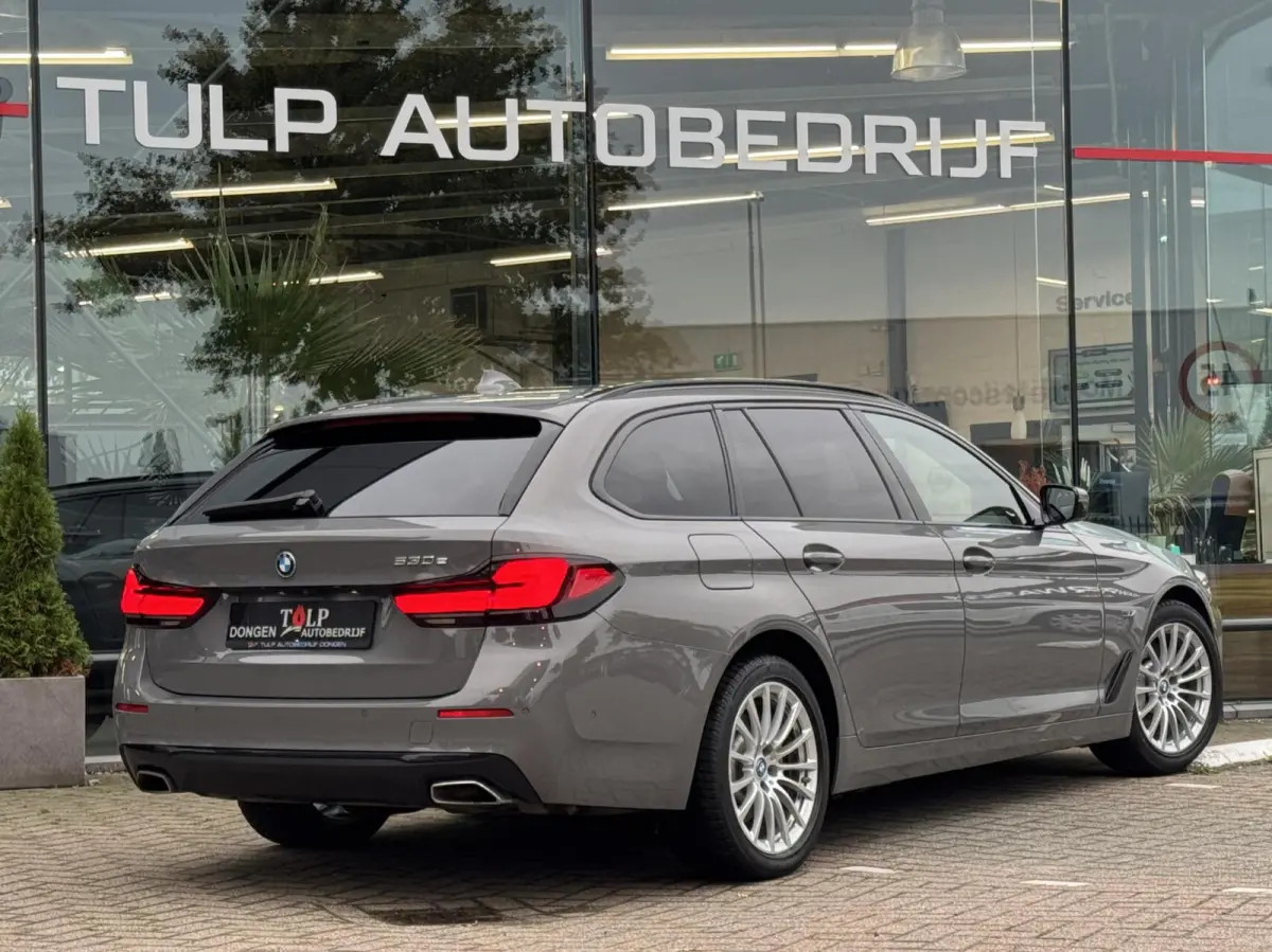 530e Business Edition Plus 2021 Berninagrau