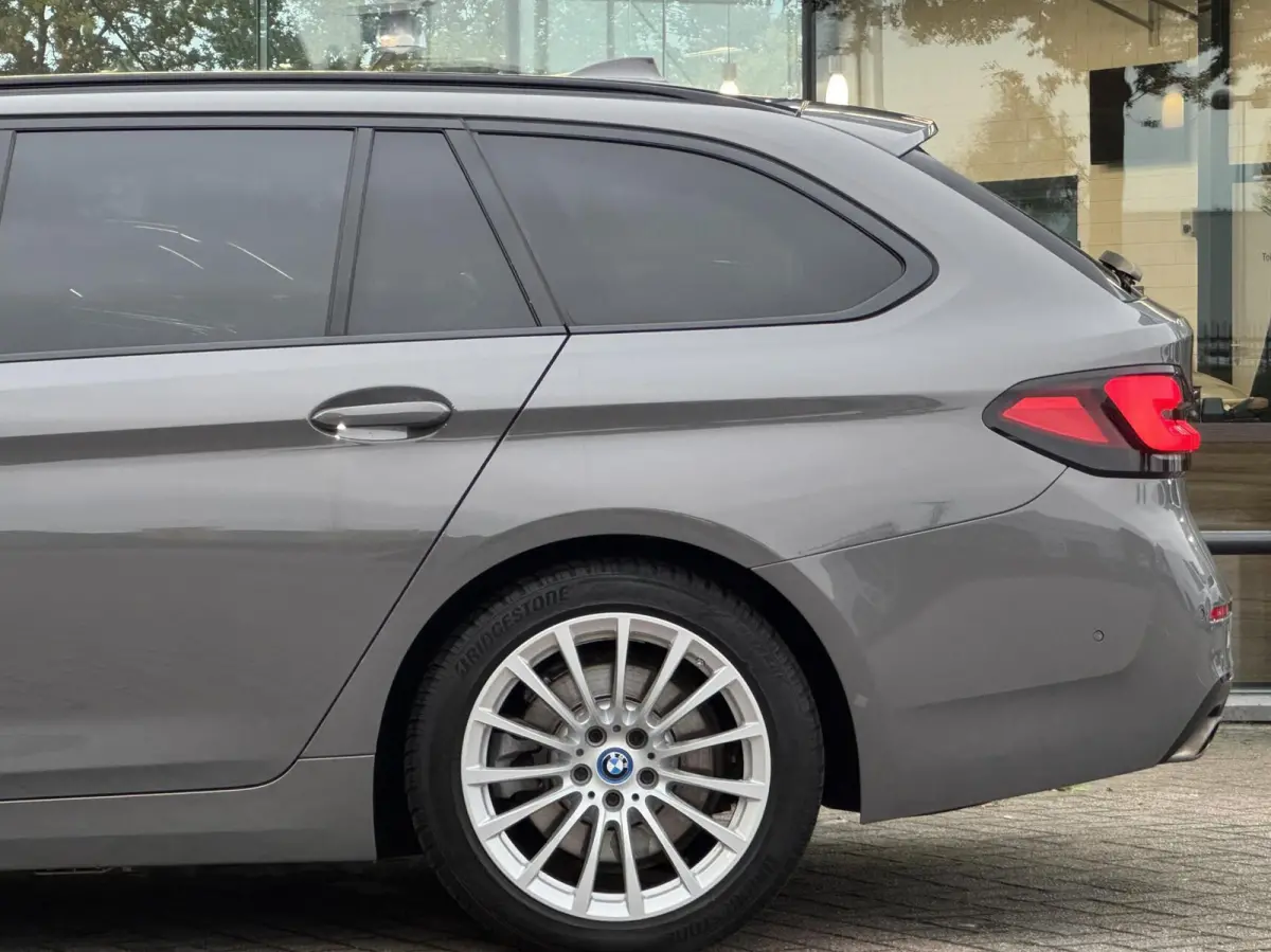 530e Business Edition Plus 2021 Berninagrau