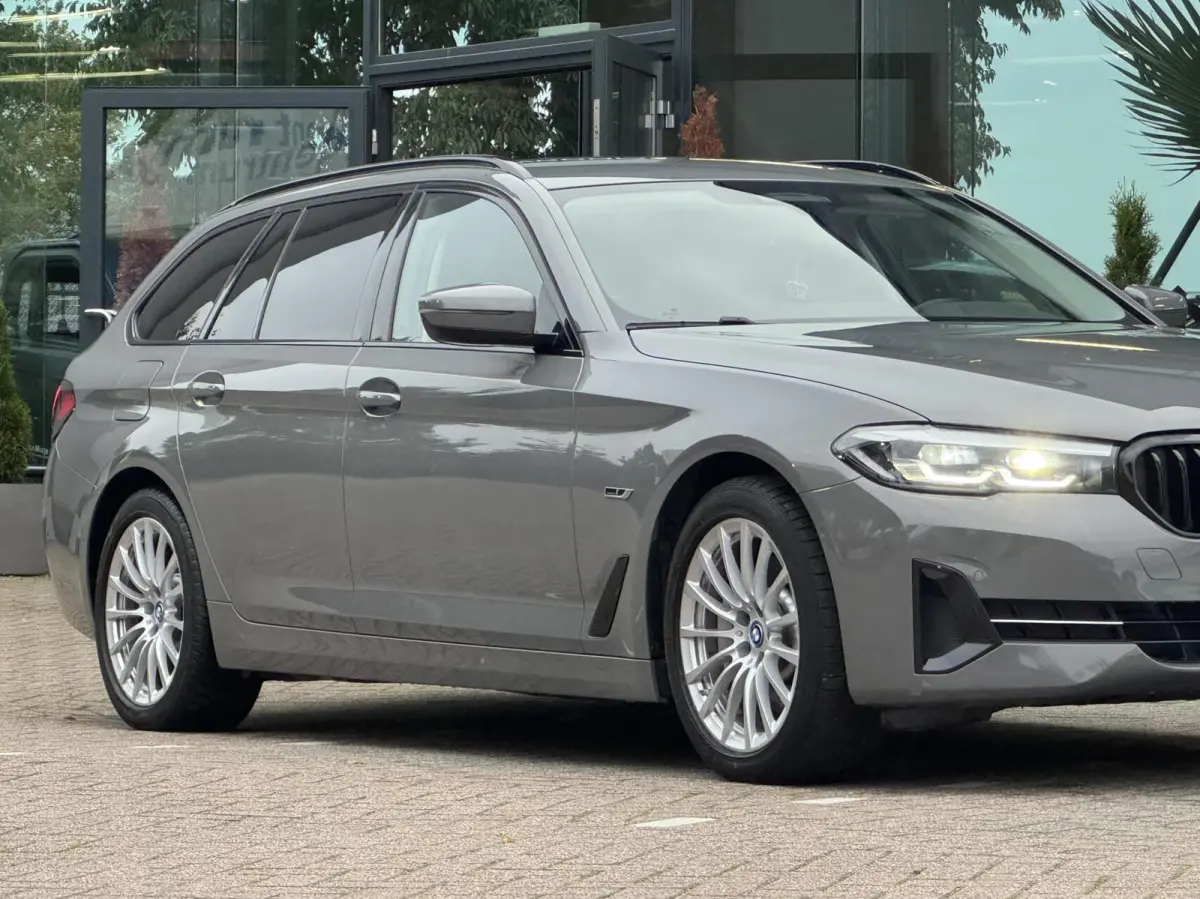 530e Business Edition Plus 2021 Berninagrau