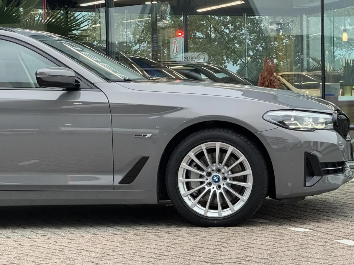 530e Business Edition Plus 2021 Berninagrau