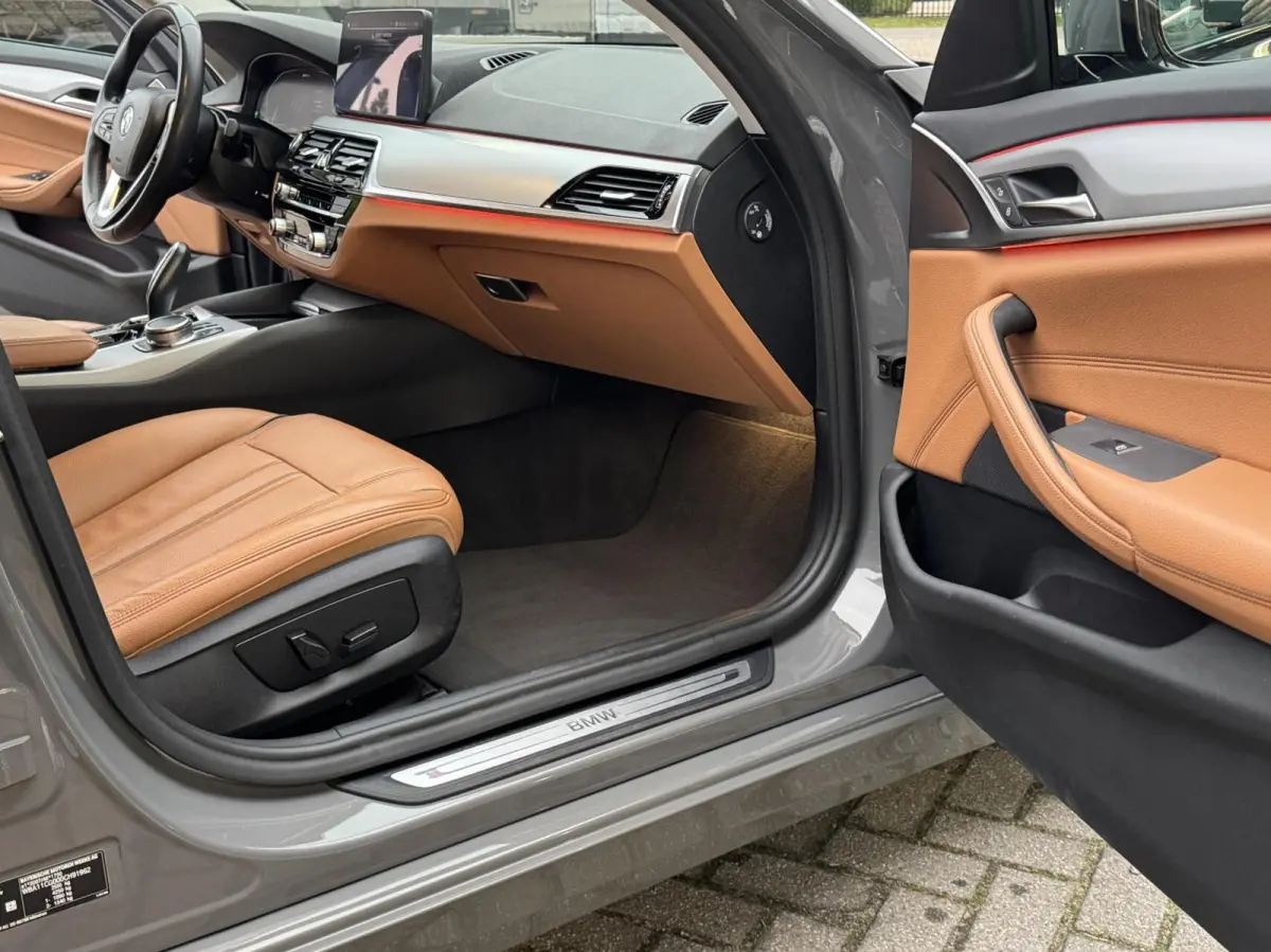 530e Business Edition Plus 2021 Berninagrau
