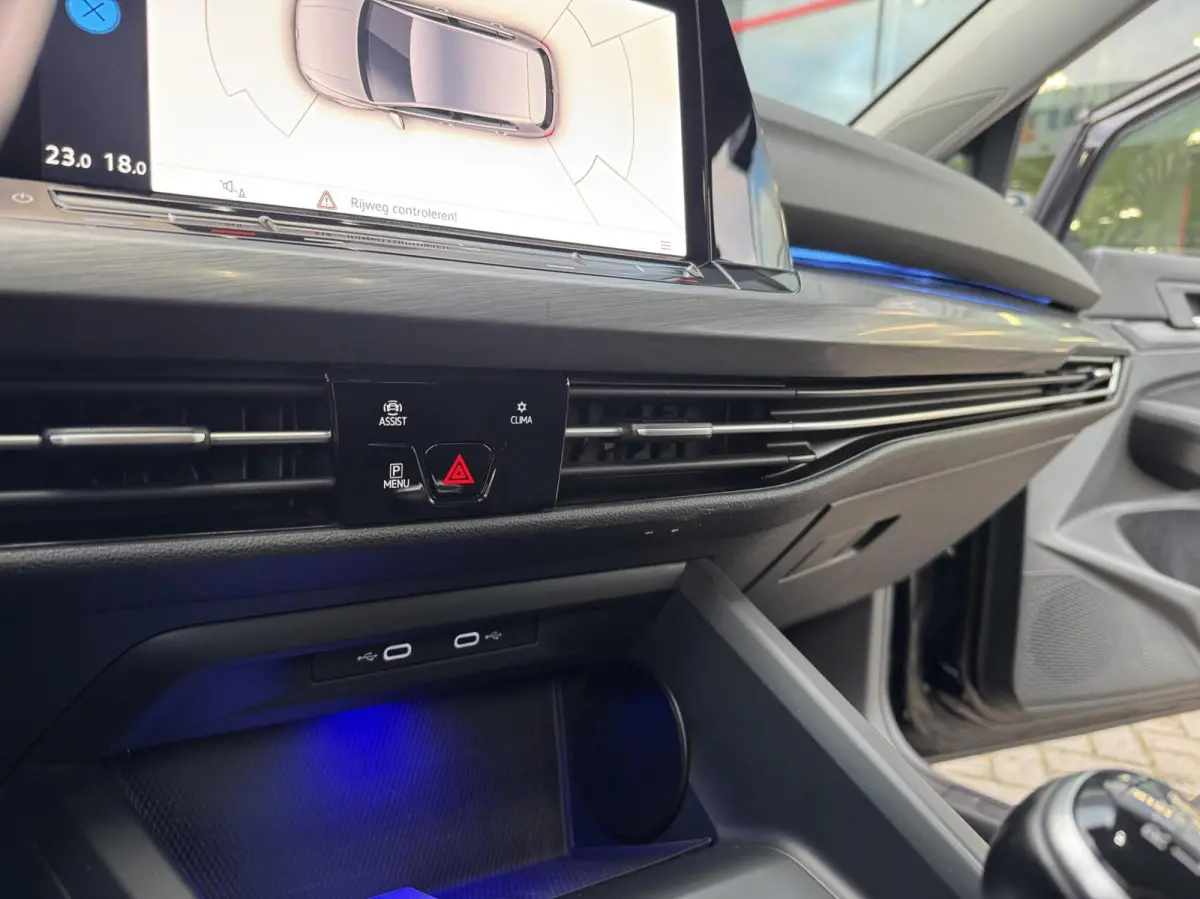 VIII 1.5 TSI Style hb 5drs 2020 Virtueel Navi