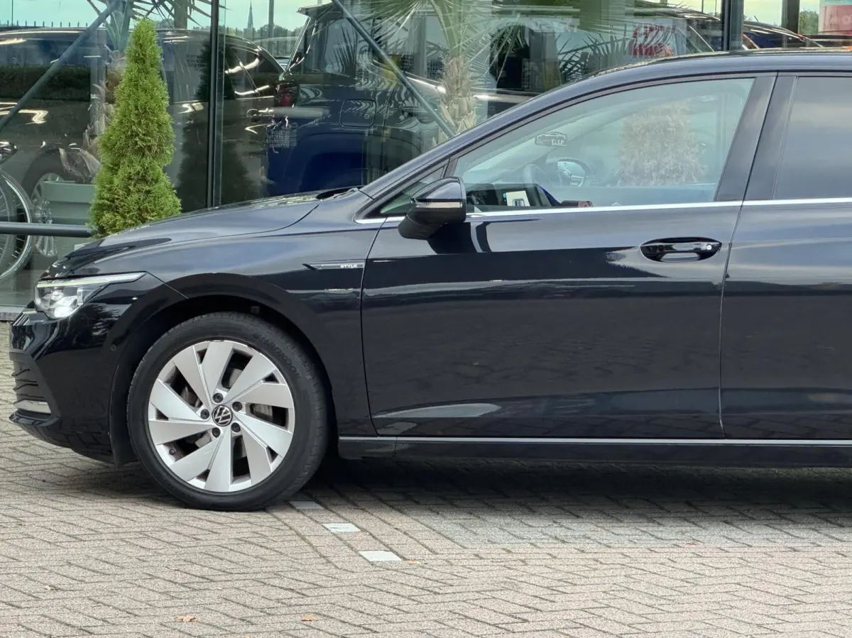 VIII 1.5 TSI Style hb 5drs 2020 Virtueel Navi