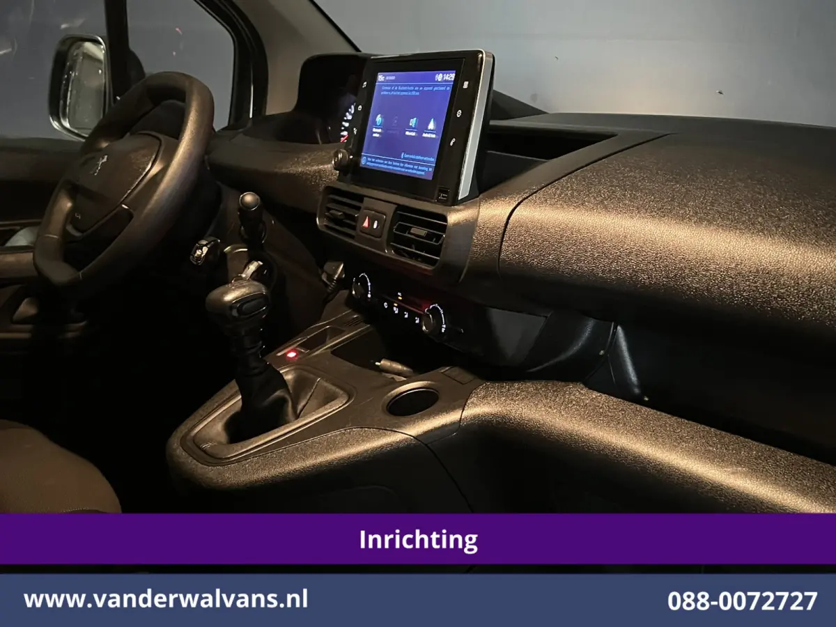 1.5 BlueHDI 102pk L1H1 Inrichting Euro6 Airco | Camera | Apple Carplay | Trekhaak | Cruisecontrol Android Auto, Parkeersensoren