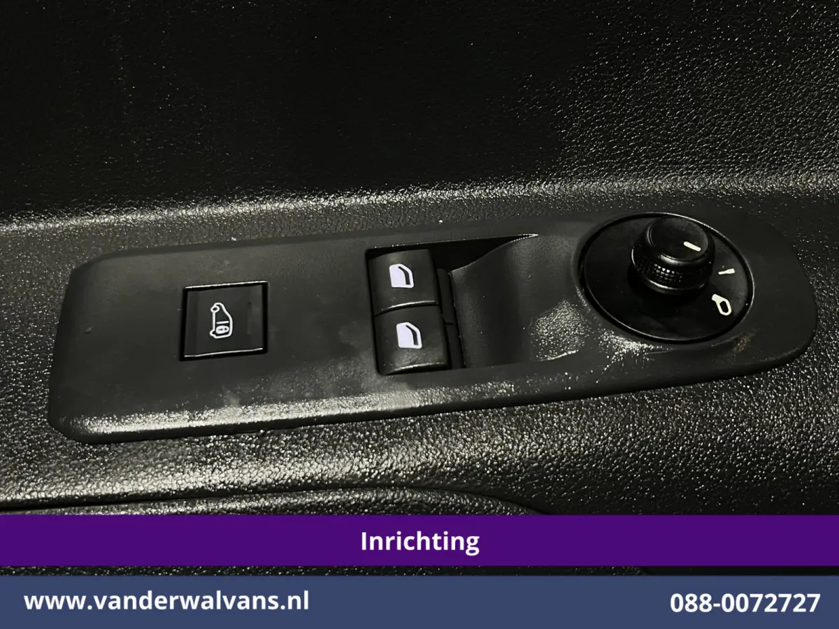 1.5 BlueHDI 102pk L1H1 Inrichting Euro6 Airco | Camera | Apple Carplay | Trekhaak | Cruisecontrol Android Auto, Parkeersensoren