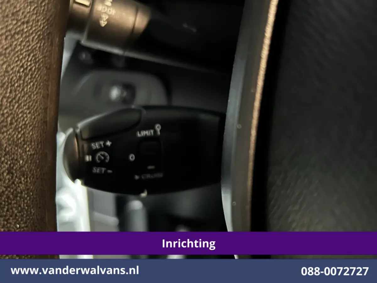 1.5 BlueHDI 102pk L1H1 Inrichting Euro6 Airco | Camera | Apple Carplay | Trekhaak | Cruisecontrol Android Auto, Parkeersensoren