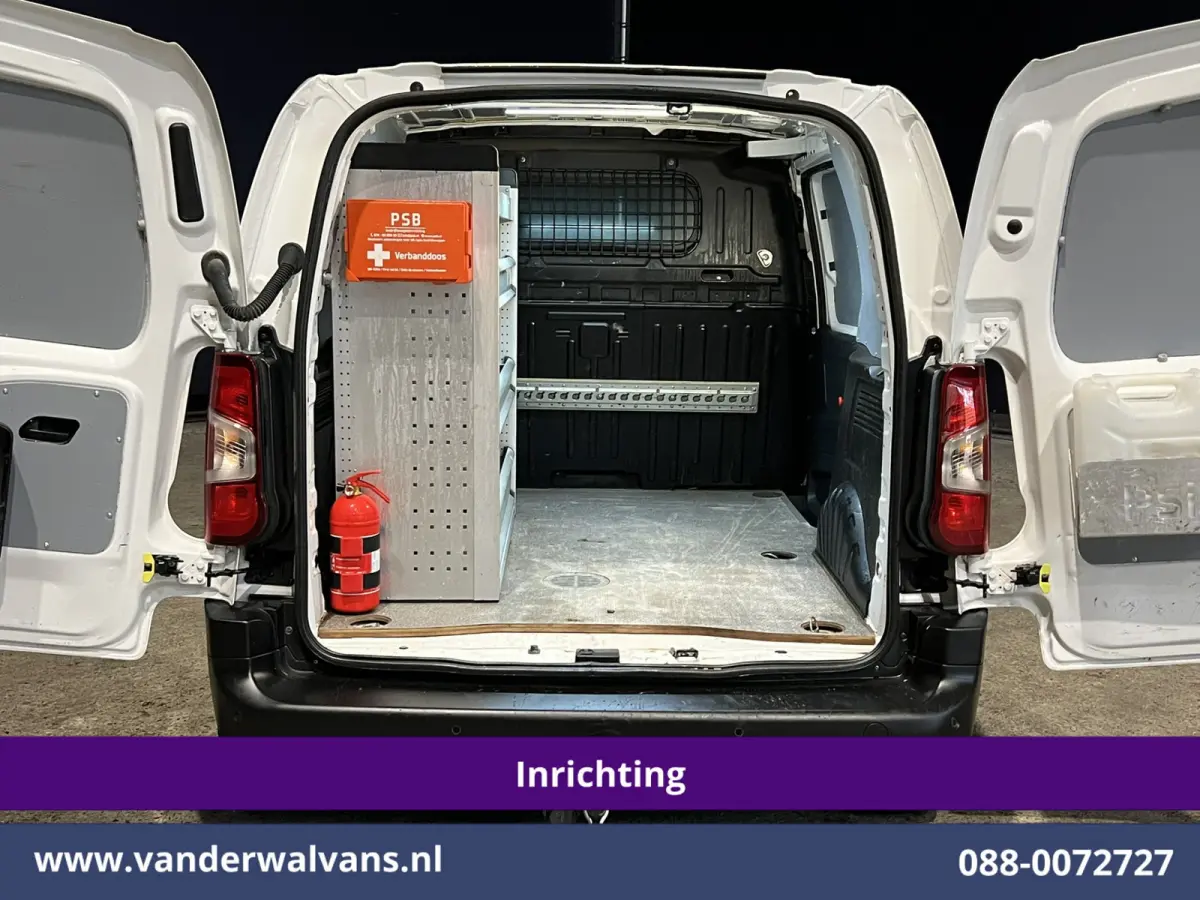 1.5 BlueHDI 102pk L1H1 Inrichting Euro6 Airco | Camera | Apple Carplay | Trekhaak | Cruisecontrol Android Auto, Parkeersensoren