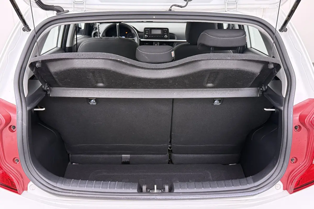 1.0 CVVT ComfortLine 5P. Airco Bluetooth Comfort Pack