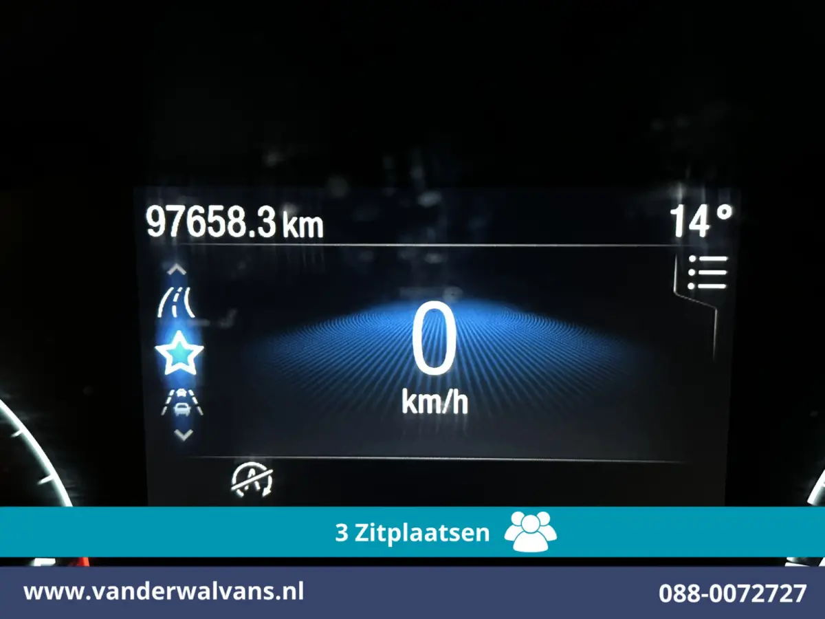1.5 EcoBlue 100pk L2H1 Euro6 Airco | 3-Zits | Camera | Navigatie | Verwarmde voorruit Parkeersensoren, Bijrijdersbank