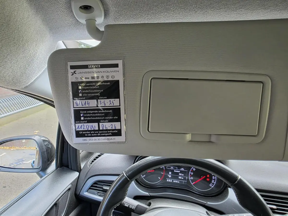 1.4 Favourite 5drs 2018 98dkm Airco/NAVI/CARPLAY