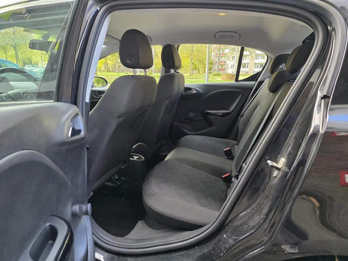 1.4 Favourite 5drs 2018 98dkm Airco/NAVI/CARPLAY