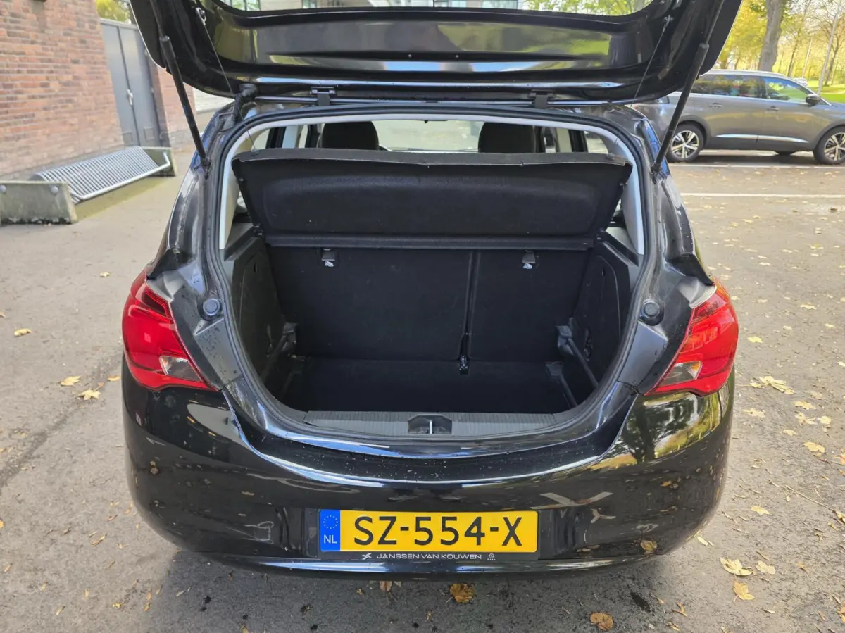 1.4 Favourite 5drs 2018 98dkm Airco/NAVI/CARPLAY