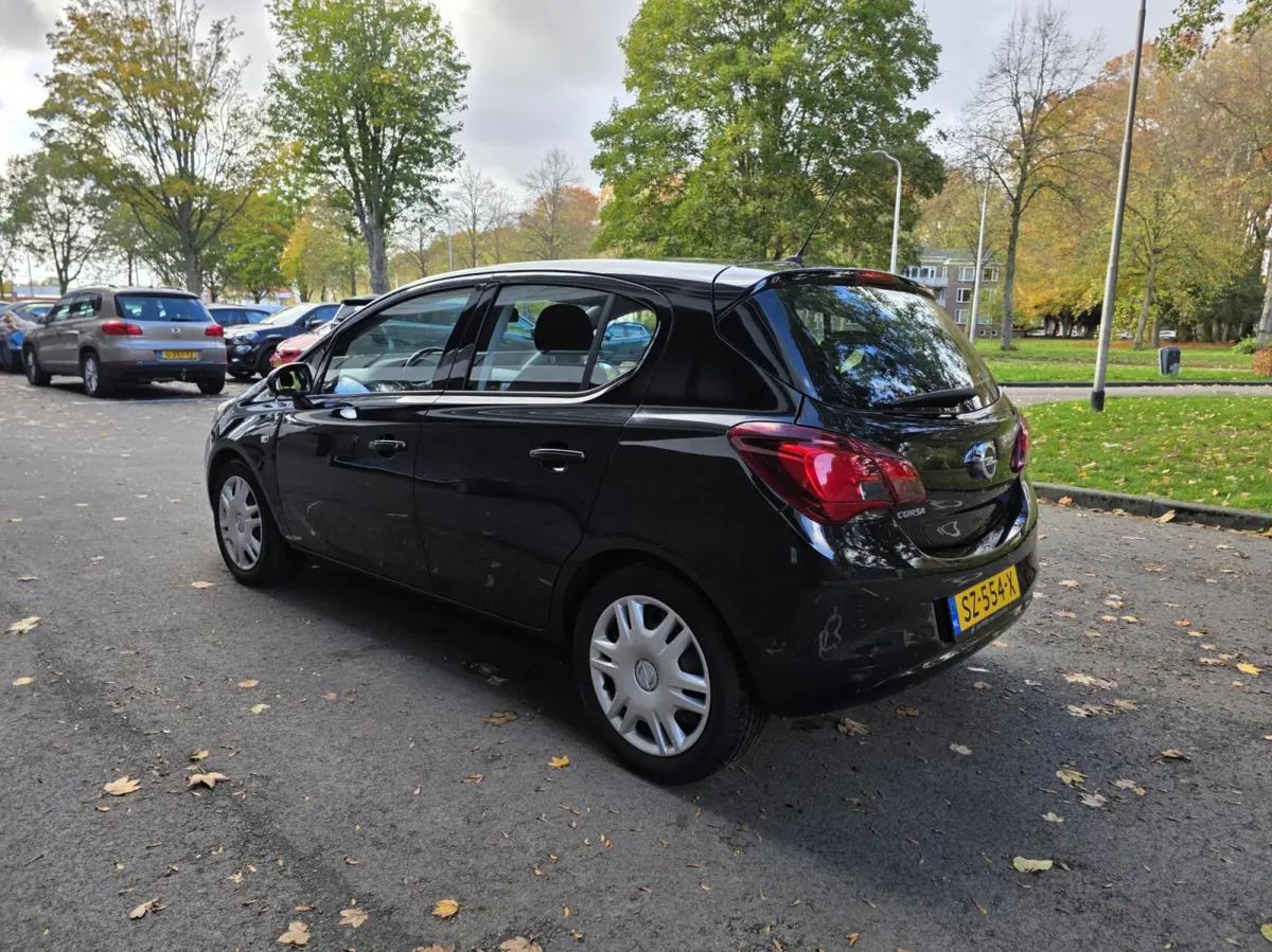1.4 Favourite 5drs 2018 98dkm Airco/NAVI/CARPLAY