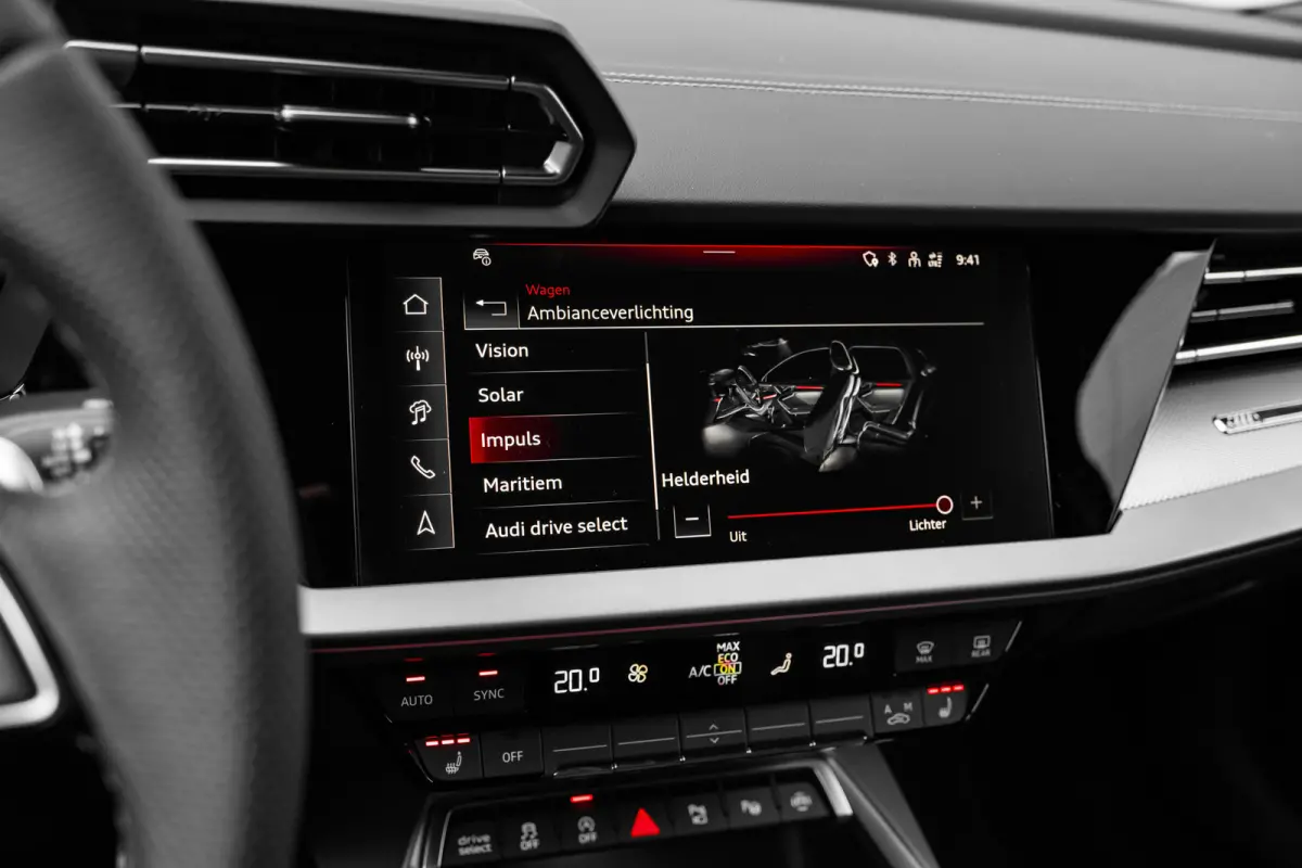 S edition | Aluminium optiek in het interieur | Assistentiepakket Rijden en Parkeren Plus | Audi virtual cockpit