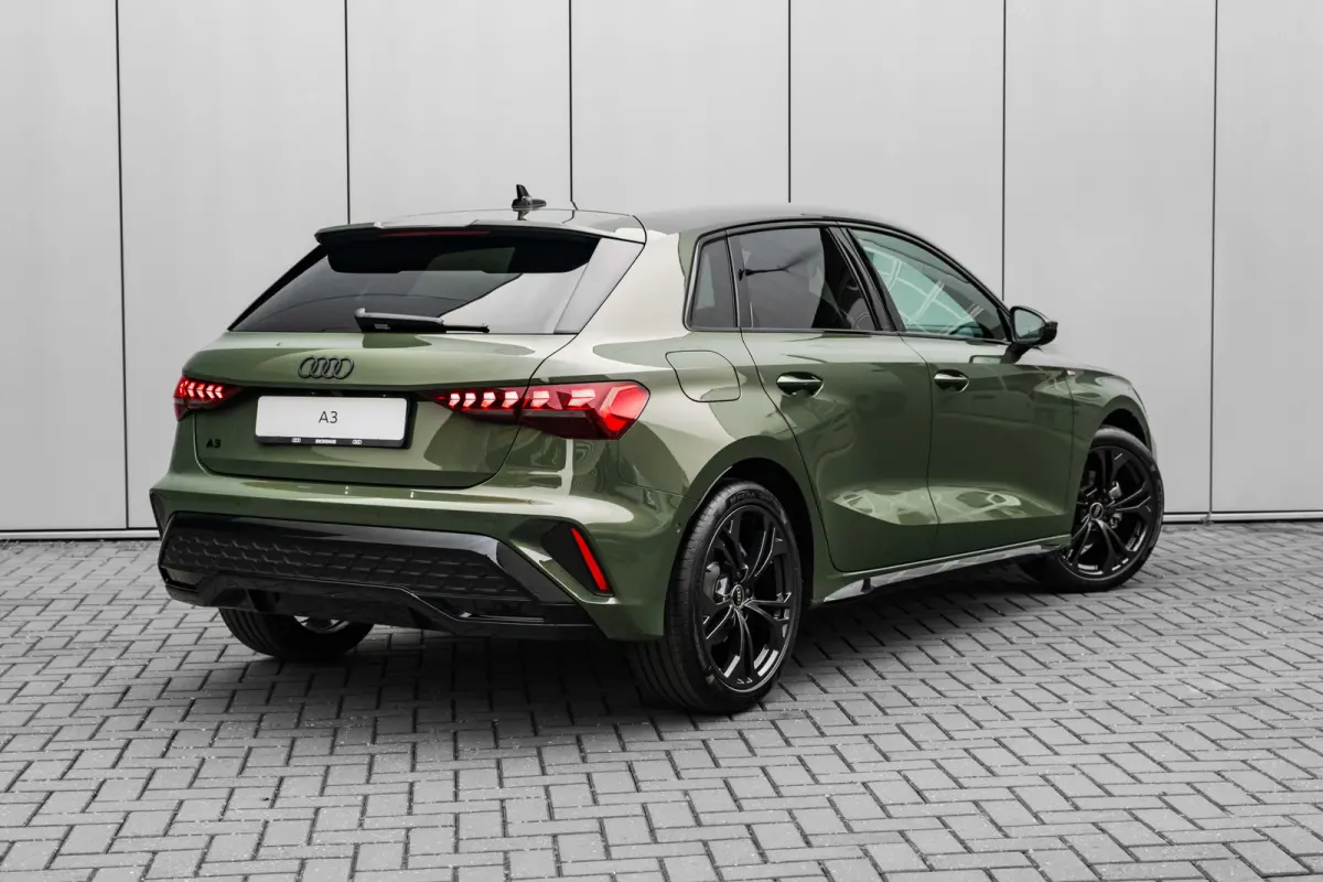 S edition | Aluminium optiek in het interieur | Assistentiepakket Rijden en Parkeren Plus | Audi virtual cockpit