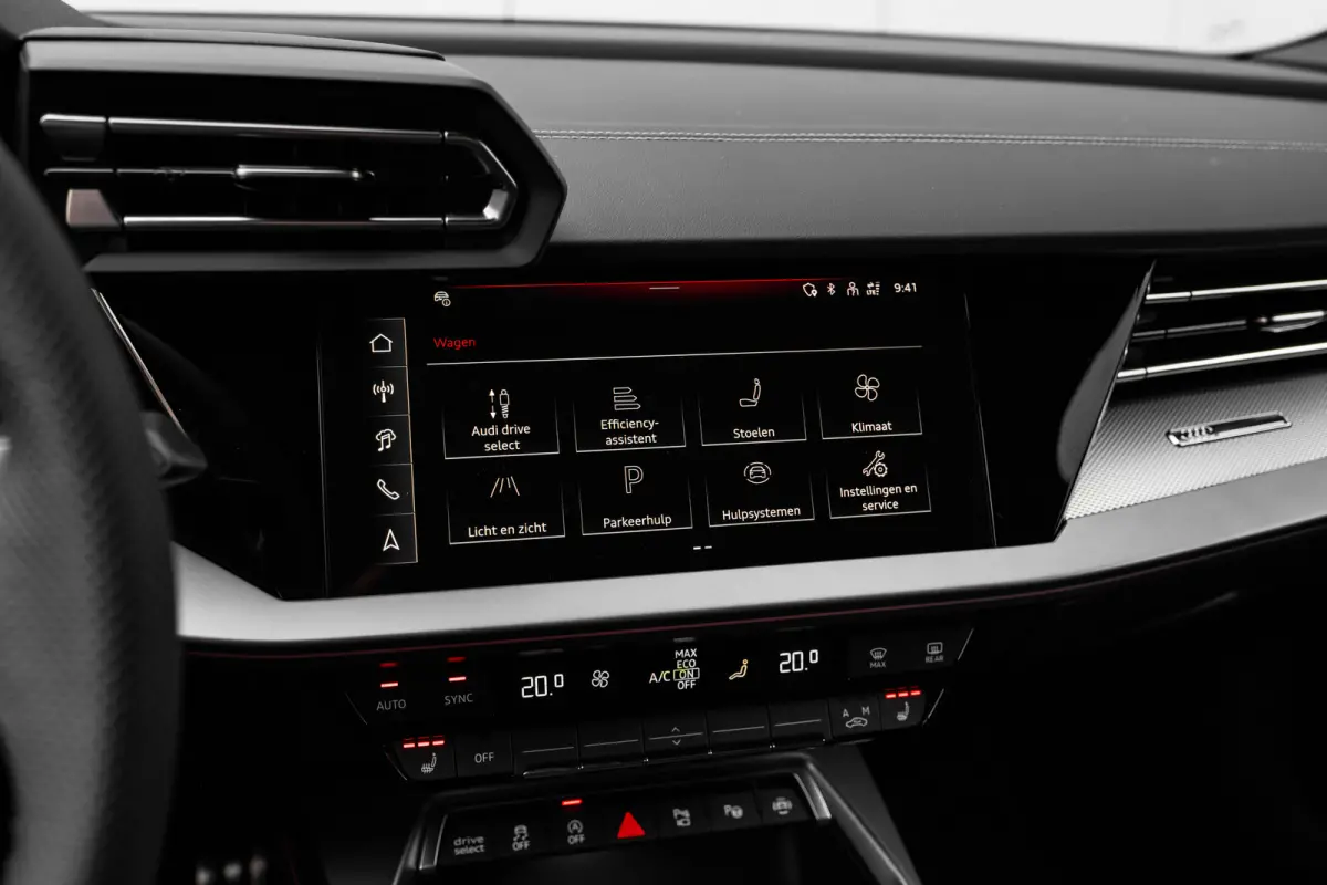 S edition | Aluminium optiek in het interieur | Assistentiepakket Rijden en Parkeren Plus | Audi virtual cockpit
