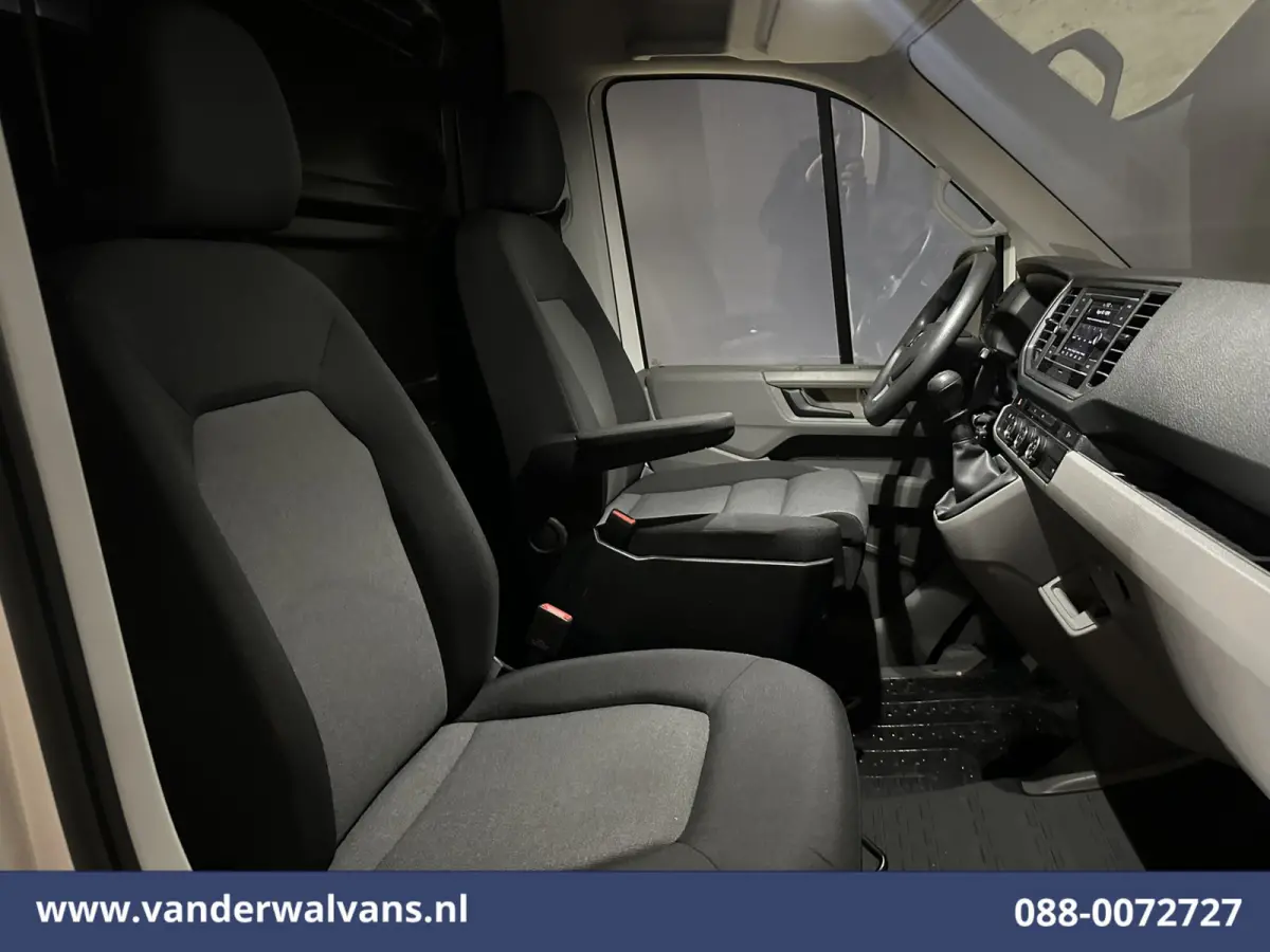 2.0 TDI 141pk L3H3 L2H2 Euro6 Airco | Camera | Apple Carplay | Android Auto | Cruisecontrol | Massagestoel Chauffeursstoel, 2800kg trekvermogen