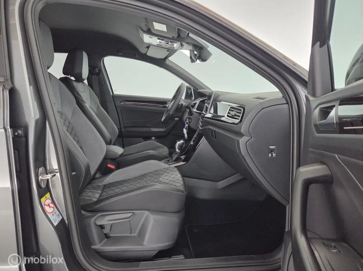 1.5 TSI Automaat R-Line nwmodel|led|nav|blis|acc|lmv18