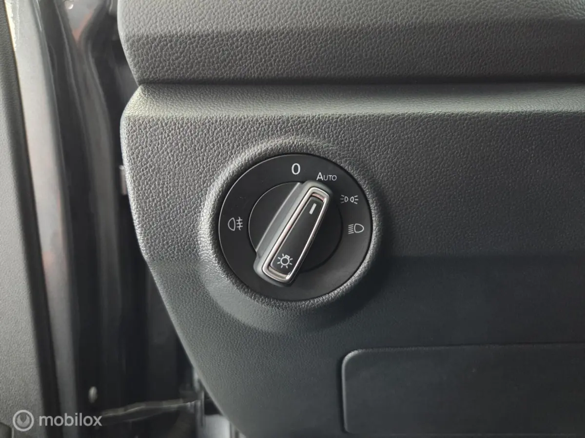 1.5 TSI Automaat R-Line nwmodel|led|nav|blis|acc|lmv18