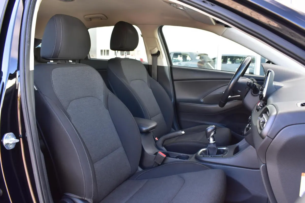 1.0 T-GDi MHEV Comfort|Camera|Apple carplay/android auto|Cruise control|