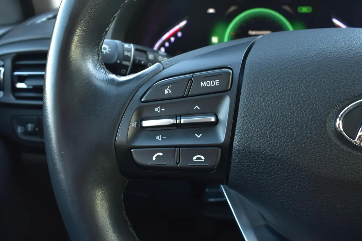 1.0 T-GDi MHEV Comfort|Camera|Apple carplay/android auto|Cruise control|
