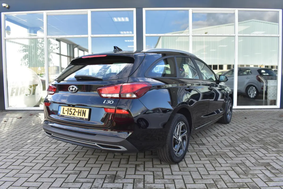 1.0 T-GDi MHEV Comfort|Camera|Apple carplay/android auto|Cruise control|
