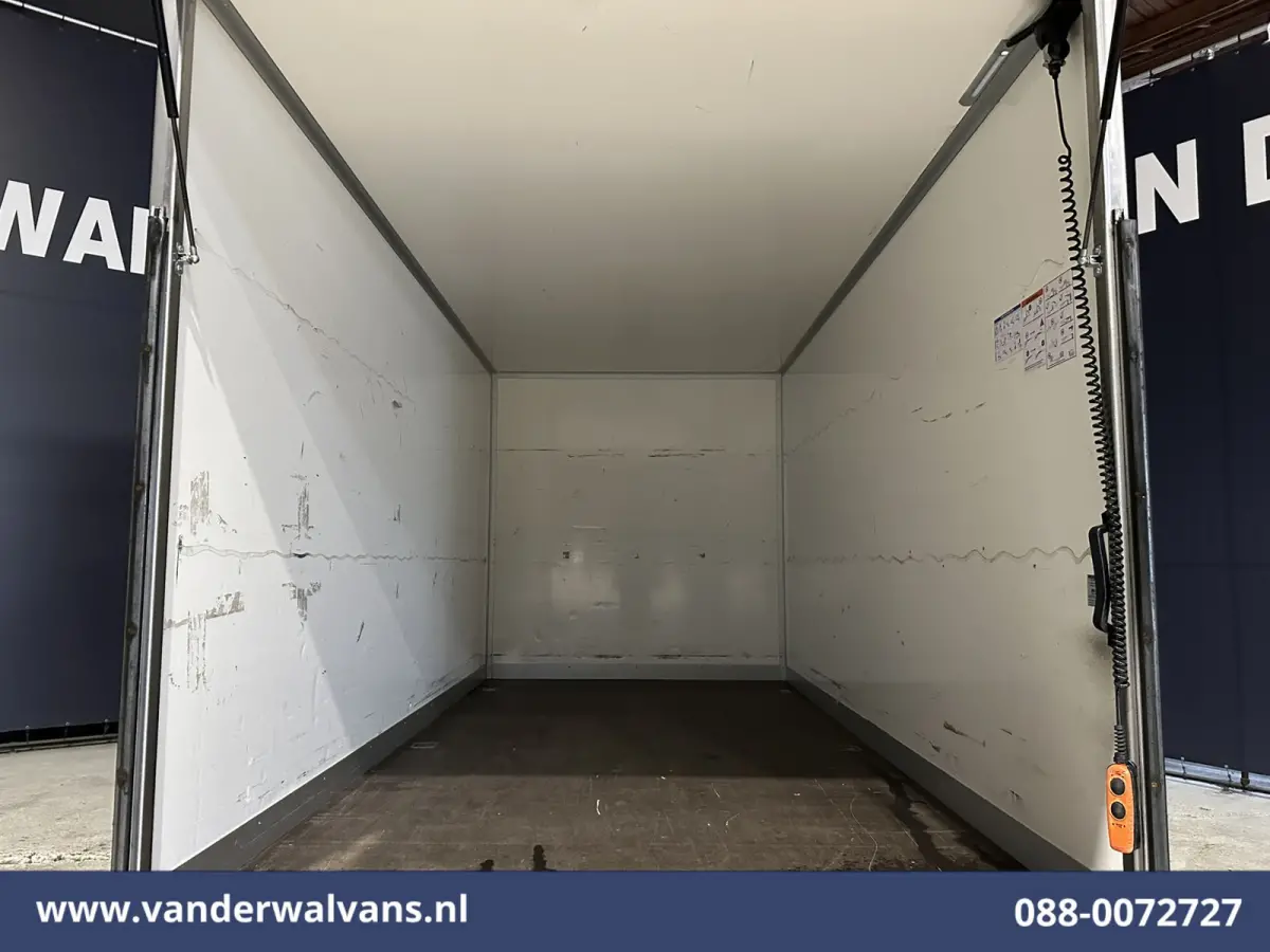 2.0 TDCI 131pk Bakwagen Laadklep Euro6 Airco | Cruisecontrol | Verwarmde voorruit Bijrijdersbank