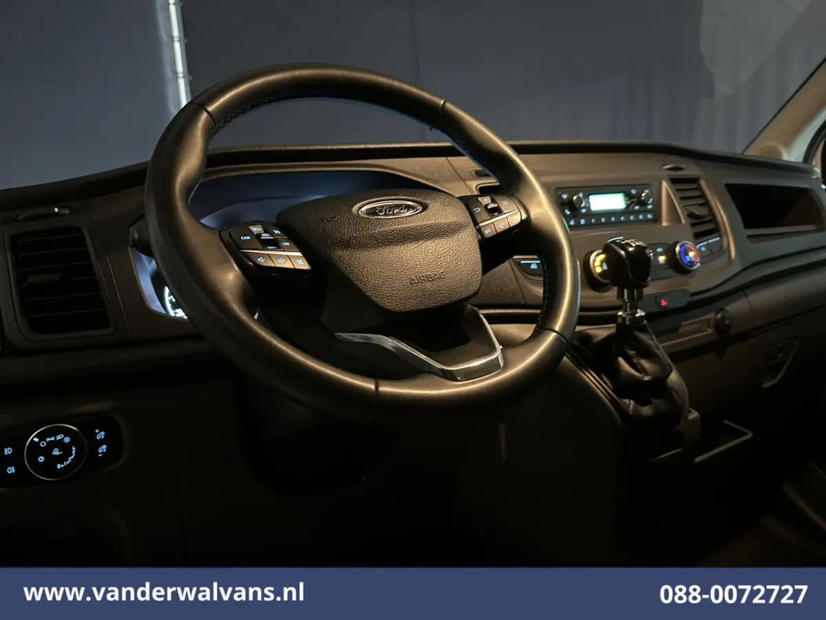 2.0 TDCI 131pk Bakwagen Laadklep Euro6 Airco | Cruisecontrol | Verwarmde voorruit Bijrijdersbank
