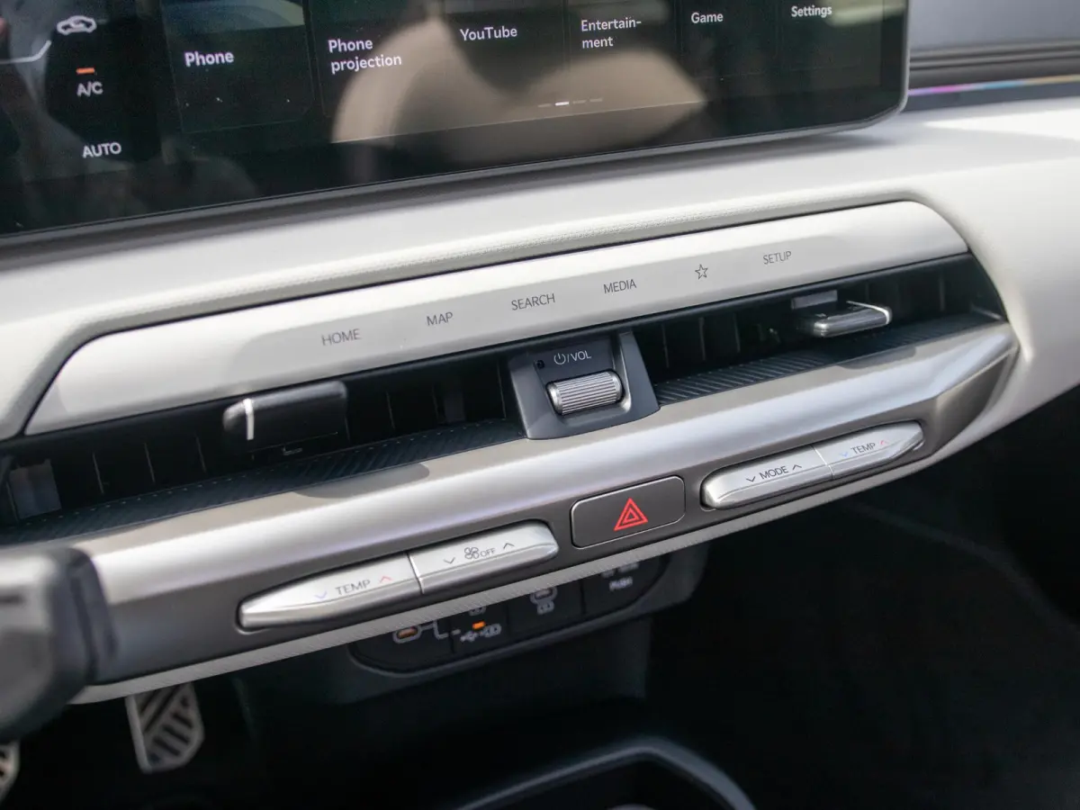 GT-Line 81.4 kWh | Direct leverbaar! | Navi. | Clima. | Adapt. Cruise. | Dodehoekassistentie | Stoel&Stuur Verwarming | Glazen Schuif/Kanteldak | Harman Kardon | GT-Line Vegan Lederen Stoelb