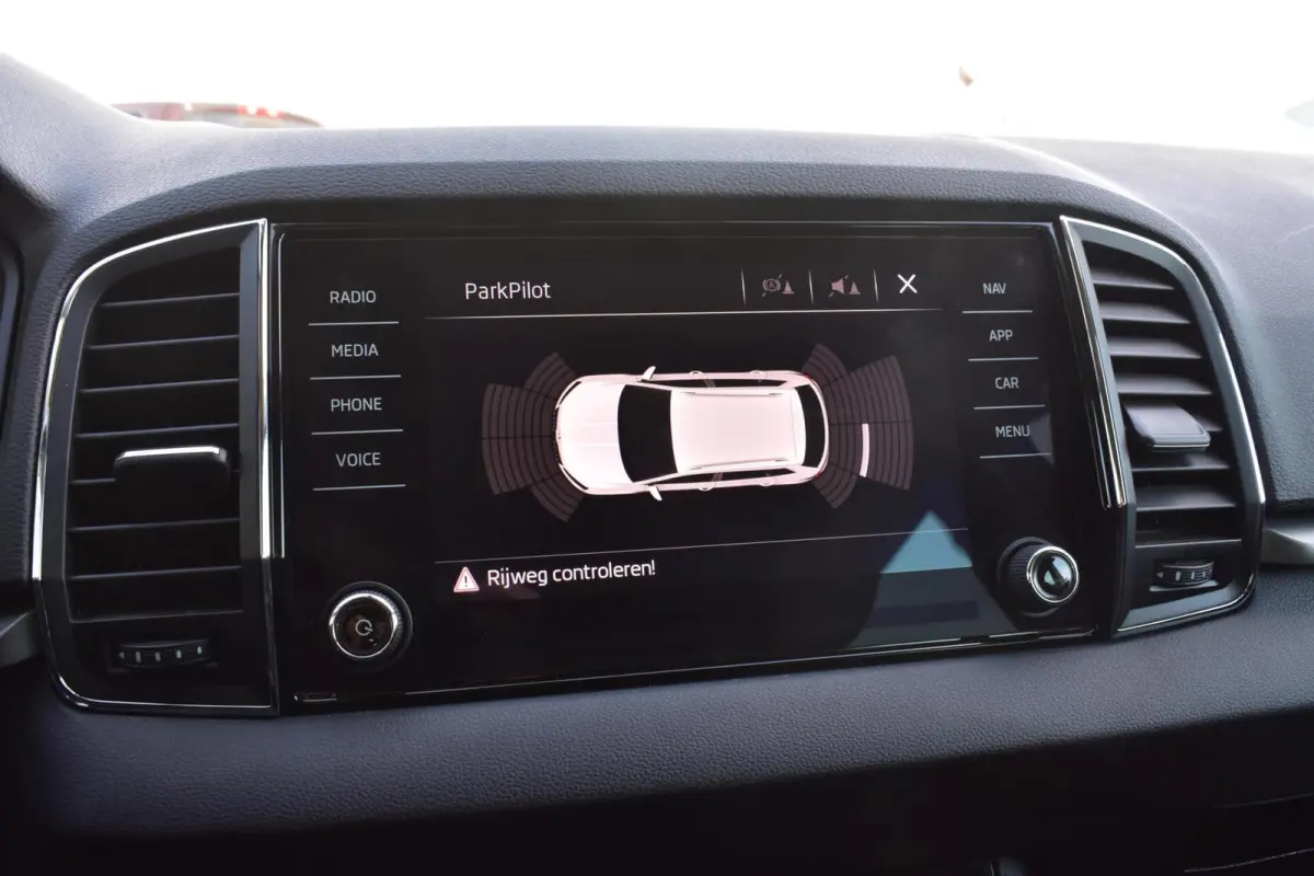 1.0 TSI Clever Edition|Cruise control|Navi|PDC|