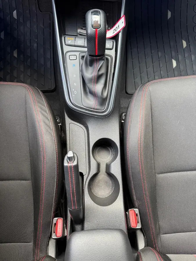 1.0 Benz + Elek | N-Line | Aut | Camera | Xenon