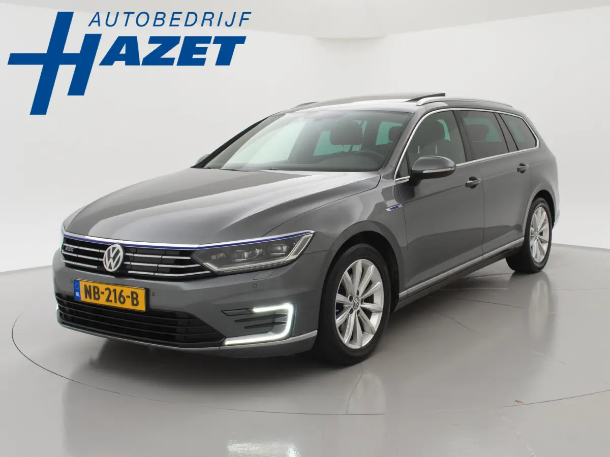 1.4 TSI GTE 218 PK + VIRTUAL COCKPIT / PANORAMA / TREKHAAK / CARPLAY
