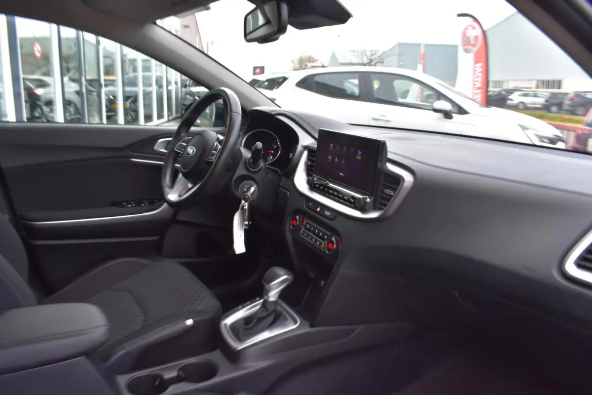 1.0 T-GDi DynamicLine|Automaat|Cruise|Navi|Camera|Apple carplay/Android auto|