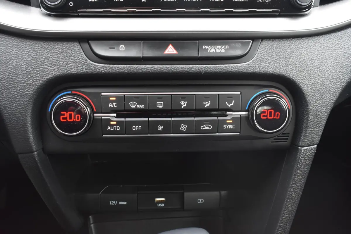 1.0 T-GDi DynamicLine|Automaat|Cruise|Navi|Camera|Apple carplay/Android auto|