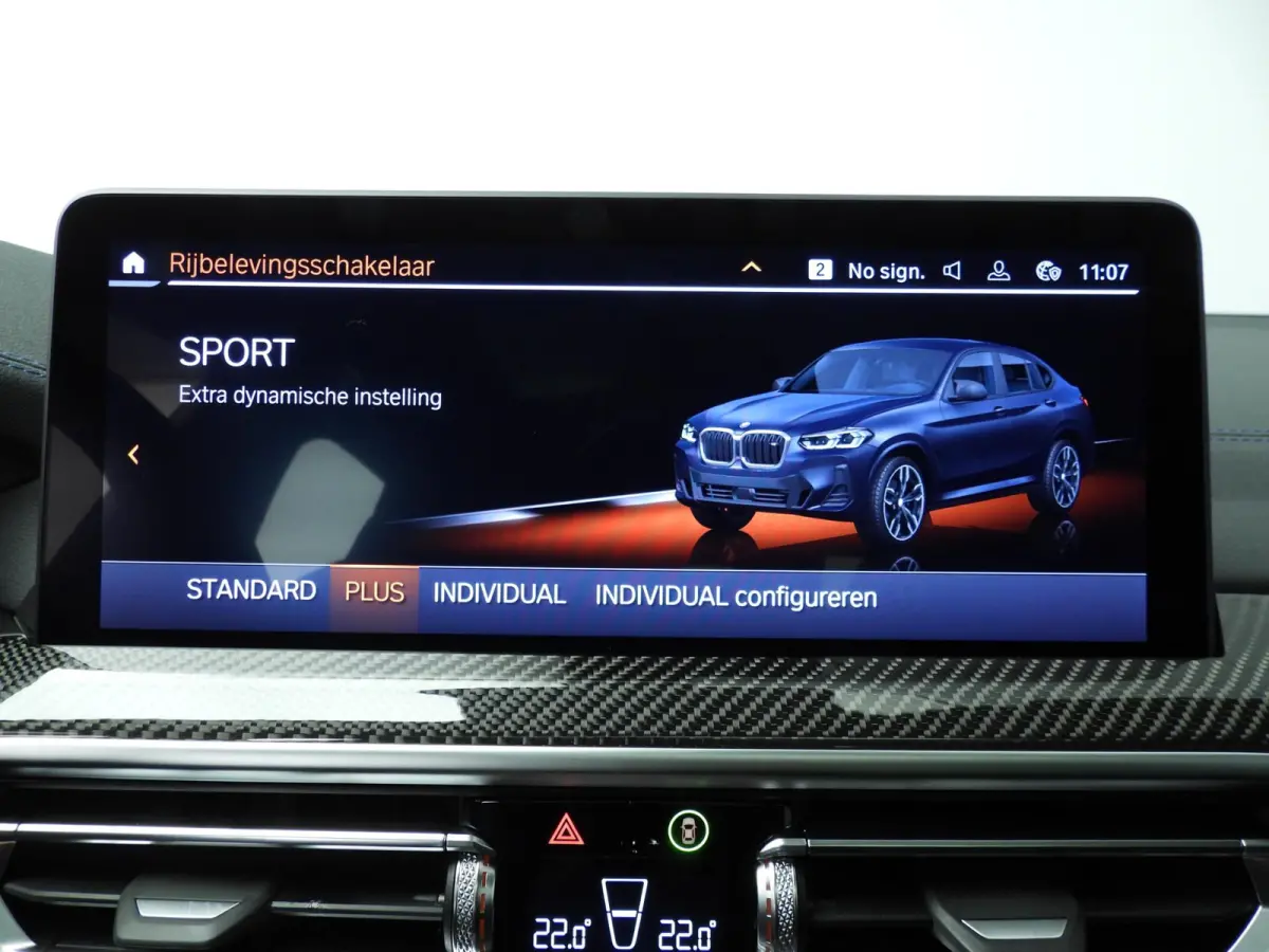 M40i | M-Sportpakket | Laserlicht | Leder | HUD | Active cruise | Trekhaak | Panoramadak | DAB | Harman-kardon sound | Alu 21 inch
