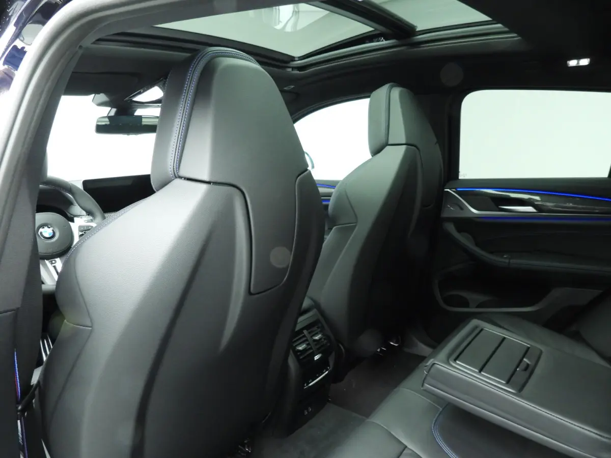 M40i | M-Sportpakket | Laserlicht | Leder | HUD | Active cruise | Trekhaak | Panoramadak | DAB | Harman-kardon sound | Alu 21 inch