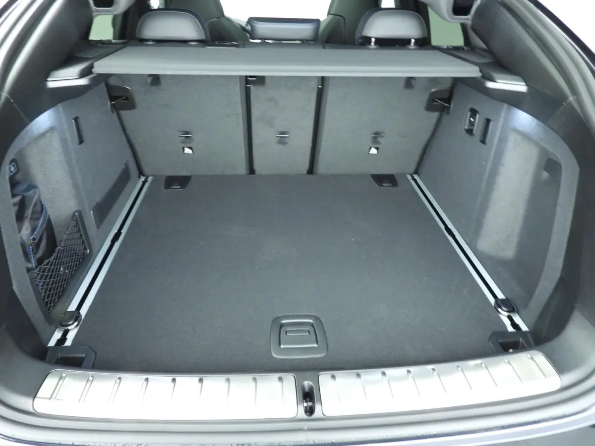 M40i | M-Sportpakket | Laserlicht | Leder | HUD | Active cruise | Trekhaak | Panoramadak | DAB | Harman-kardon sound | Alu 21 inch
