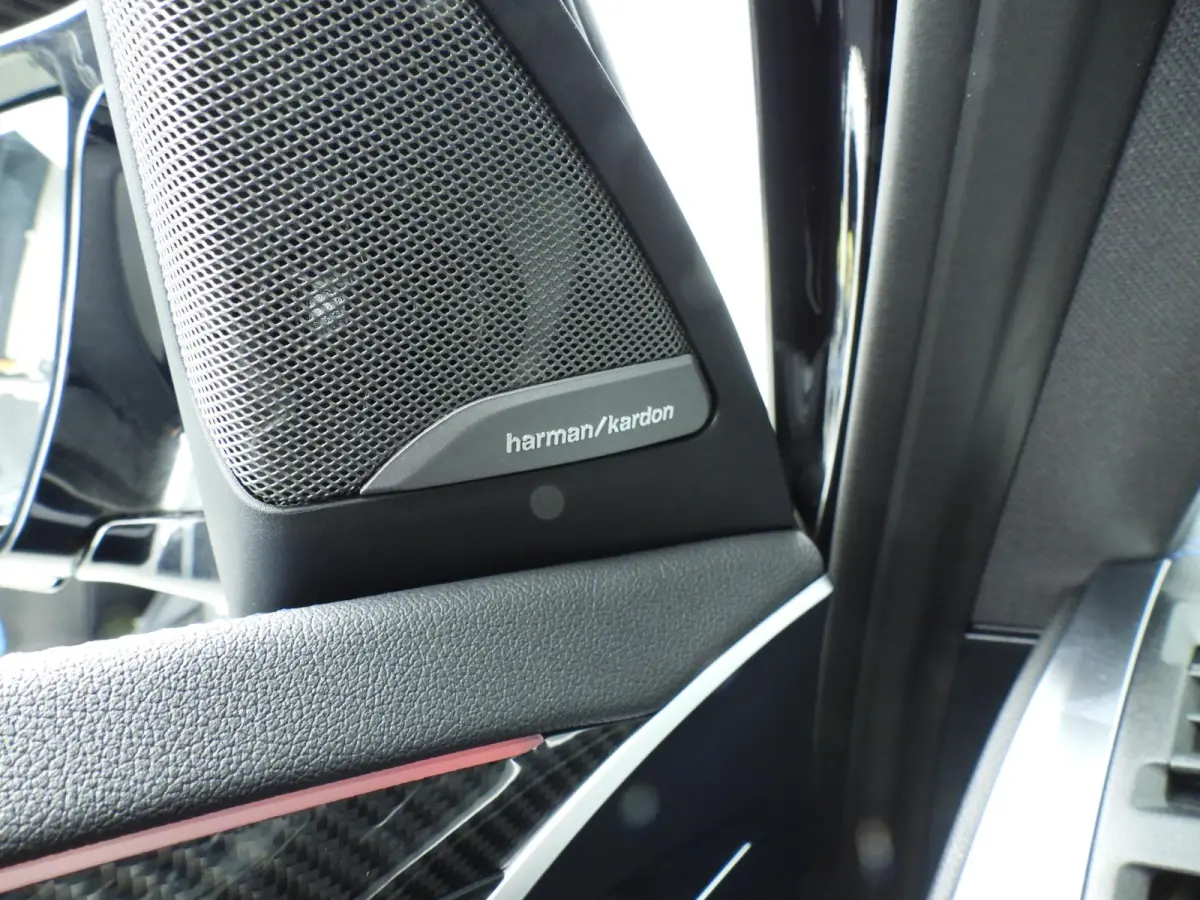 M40i | M-Sportpakket | Laserlicht | Leder | HUD | Active cruise | Trekhaak | Panoramadak | DAB | Harman-kardon sound | Alu 21 inch