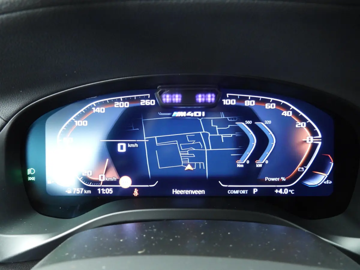 M40i | M-Sportpakket | Laserlicht | Leder | HUD | Active cruise | Trekhaak | Panoramadak | DAB | Harman-kardon sound | Alu 21 inch