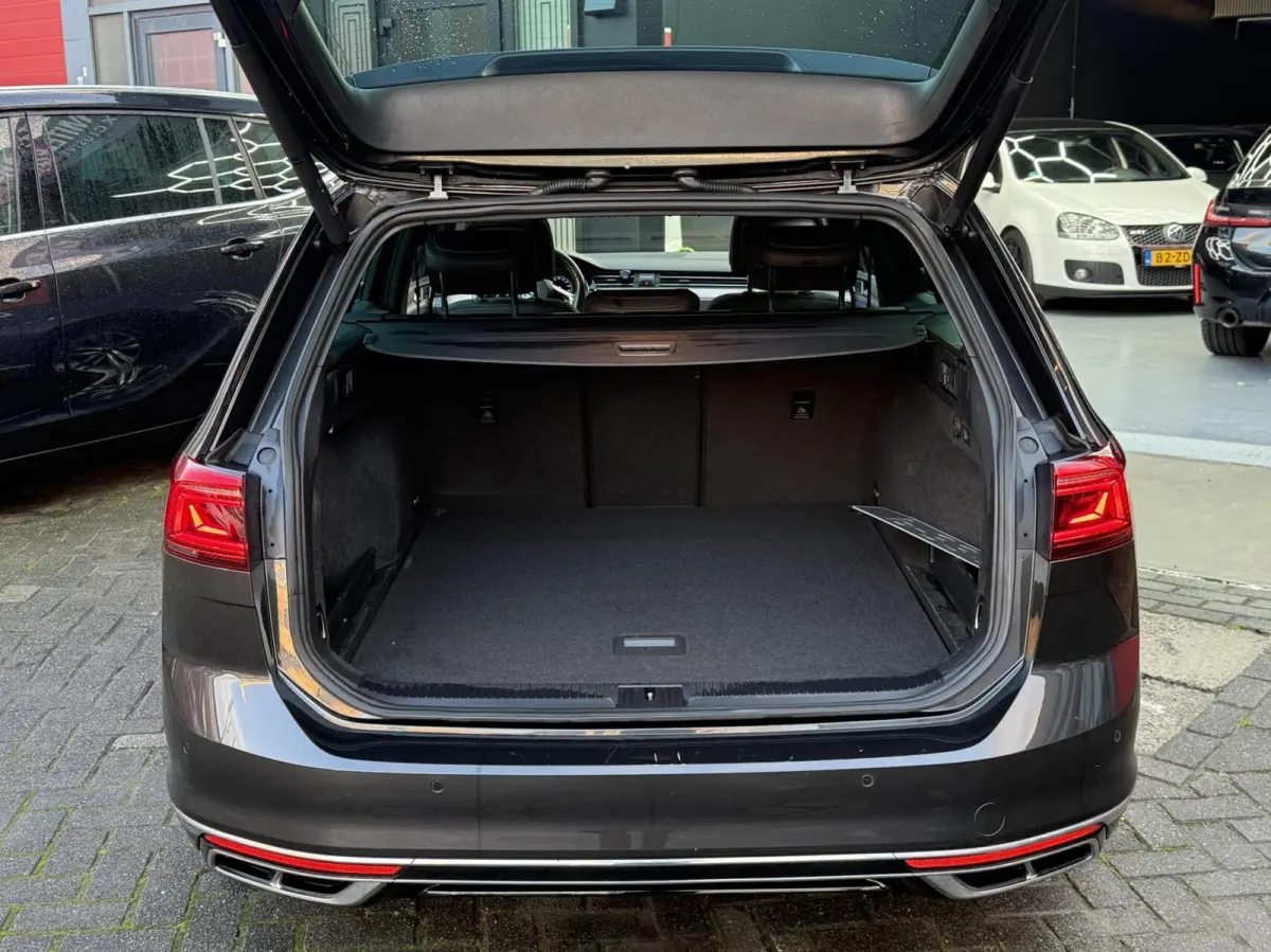 1.5 TSI R-Line Business/ Pano/360