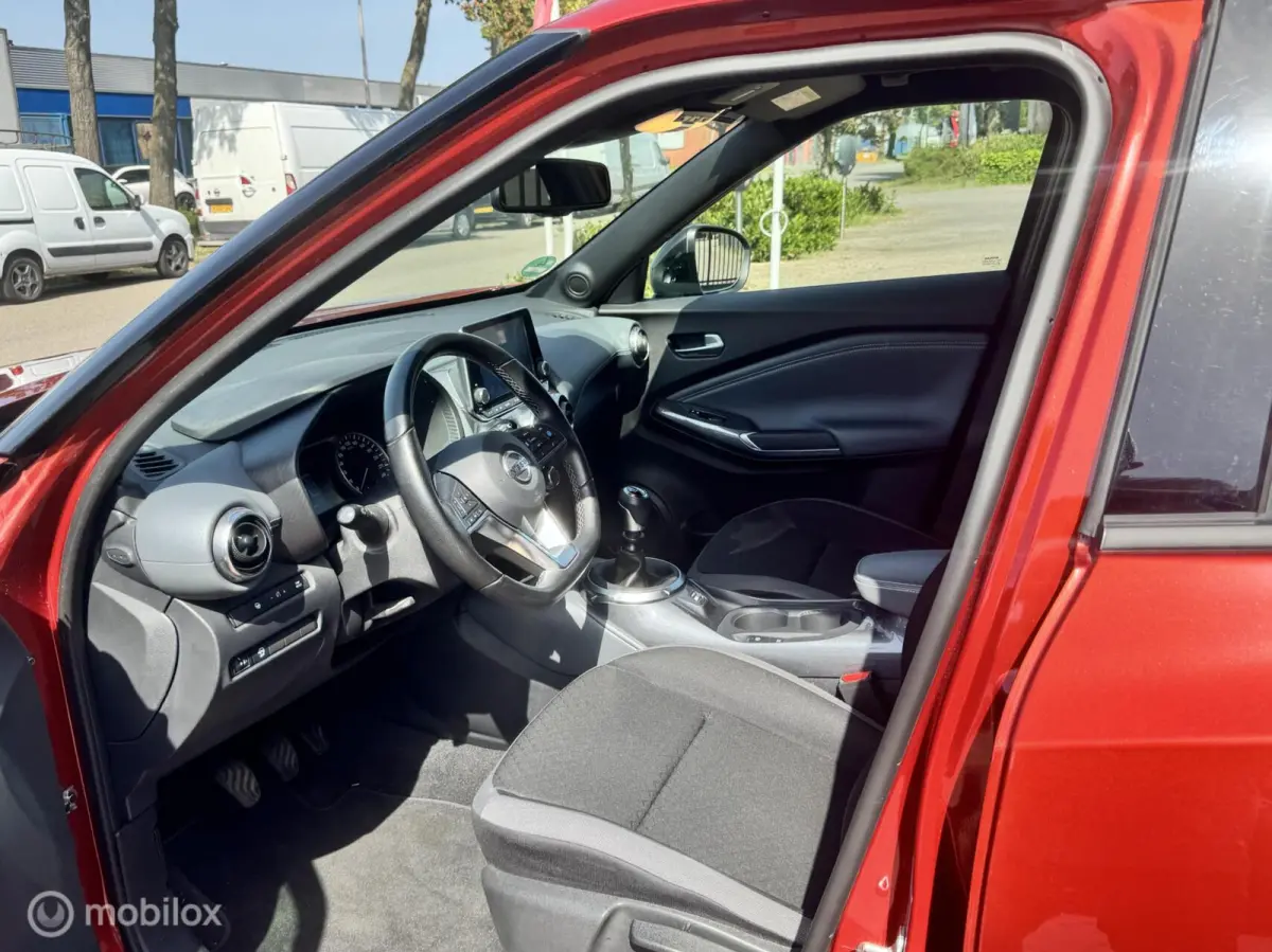 1.0 DIG-T N-Connecta APPLE CARPLAY 360 CAMERA